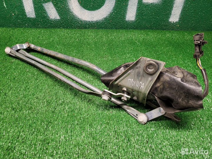 Трапеция стеклоочистителя на Лада Приора 1