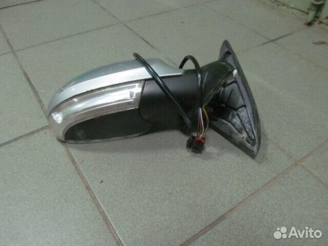 Зеркало правое Volkswagen Passat B6 2006-2011