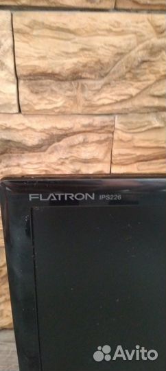 Монитор LG Flatron 21,5