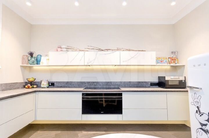 2-к. квартира, 90 м², 9/19 эт.