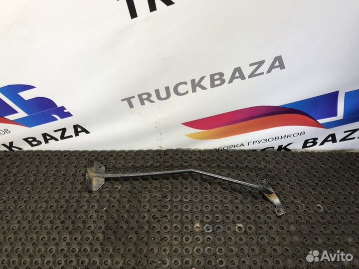 Кронштейн подножки правый Daf XF105