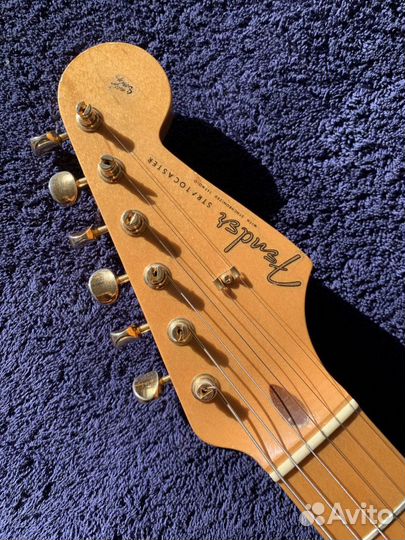 Fender Custom Shop 1957 Stratocaster HLE Gold