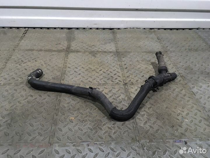 Патрубок системы охлаждения (Renault Megane)