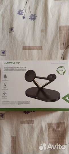 Беспроводное зарядное устройство 3 в 1