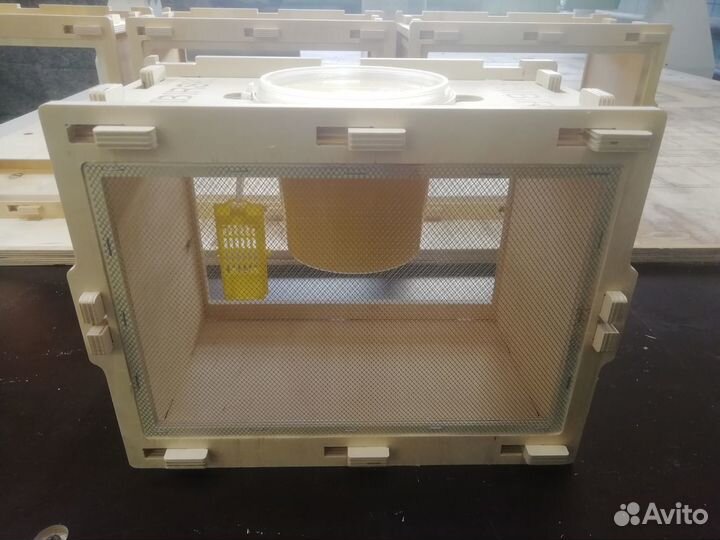 Ящик для бессотового пчелопакета Simbirsk