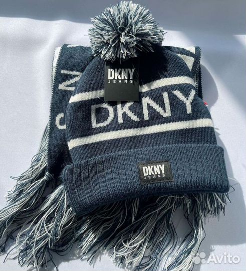 Шапка и шарф в комплекте