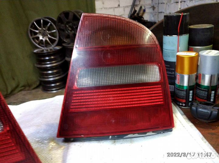 Стоп сигнал шкода октавия а4