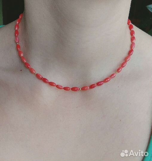 Чокер колье из натурального коралла