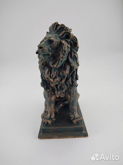 Статуэтка Лев старинный