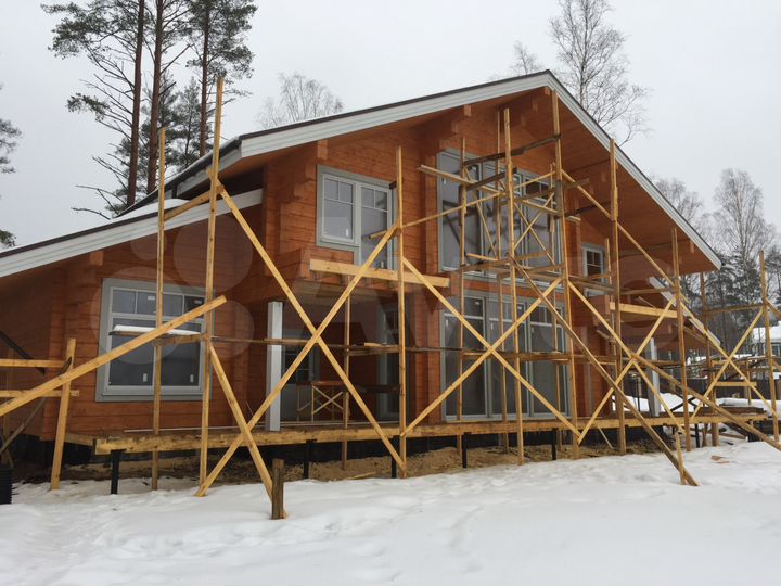 Коттедж 290 м² на участке 27 сот.