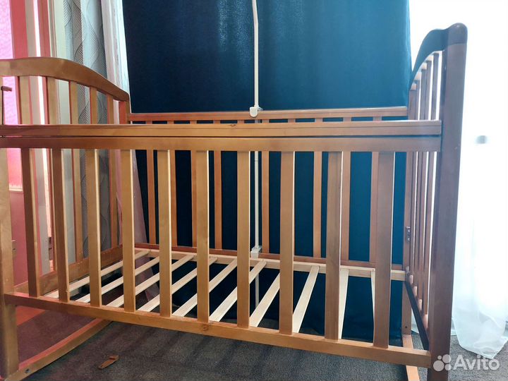 Детская кроватка качалка