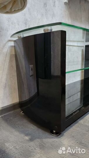 Тумба под телевизор