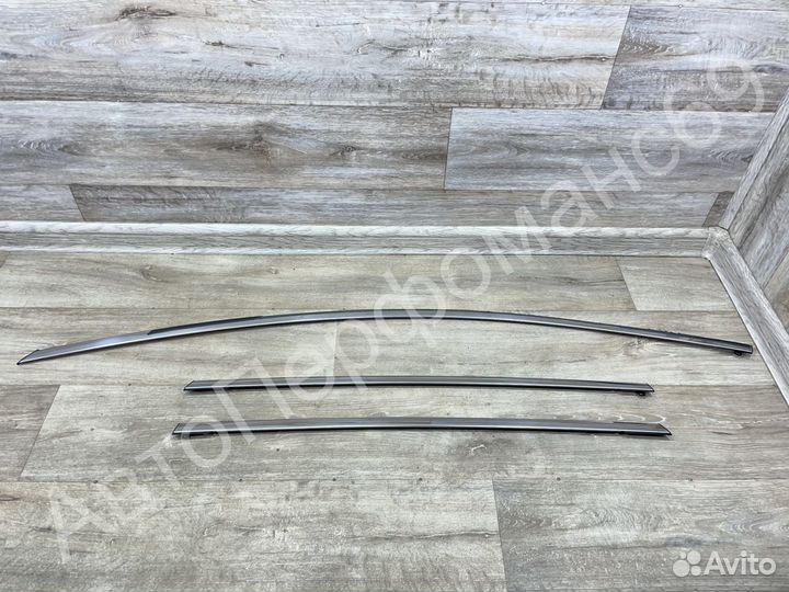 Молдинг двери верхний левый правый Murano Z52