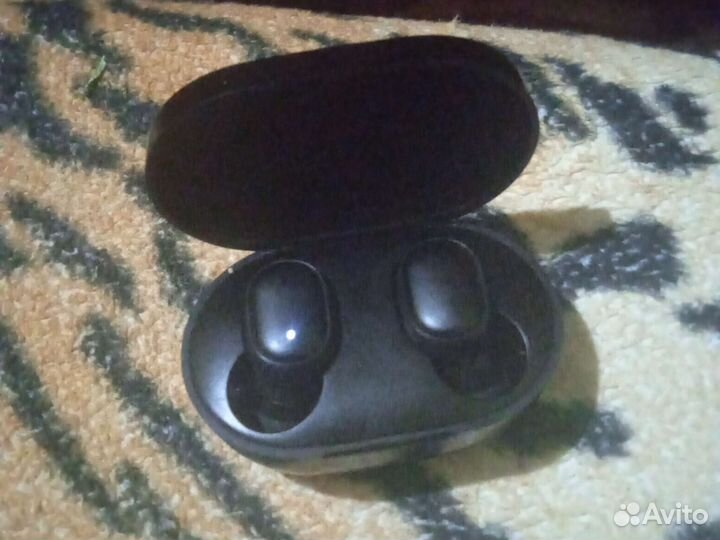 Беспроводные наушники