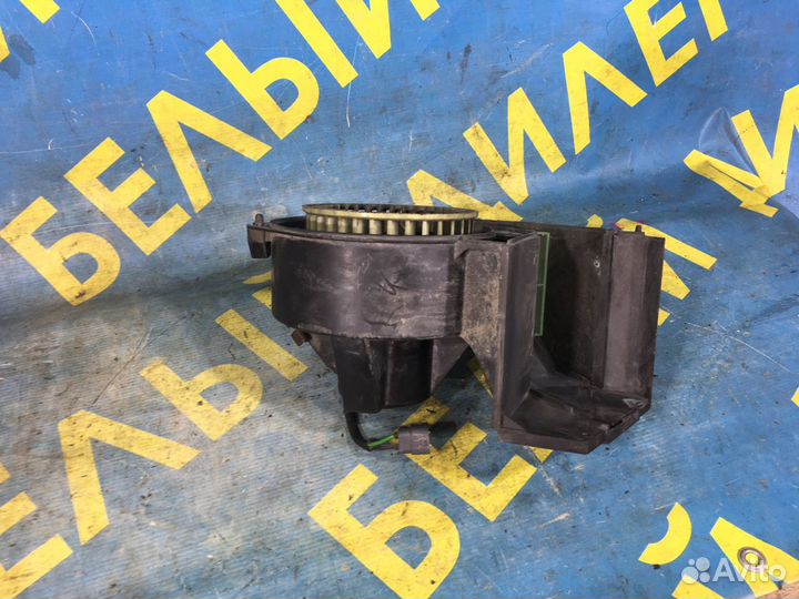 Моторчик печки saab 9000