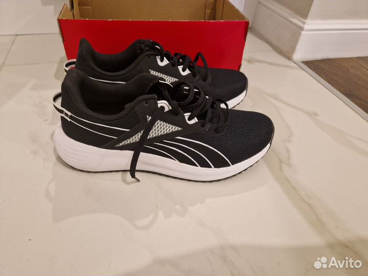 Кроссовки reebok женские 38