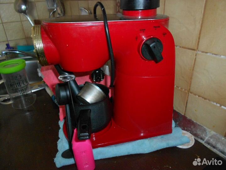 Кофеварка рожковая полуавтоматическая кт-756