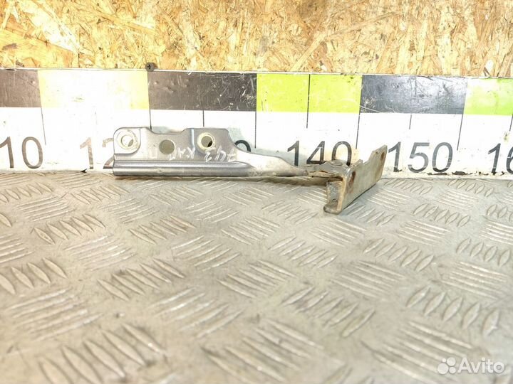 Петля капота правая Mitsubishi Lancer 9