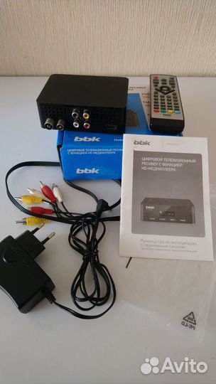 Цифровой телевизионный ресивер BBK SMP121HDT2