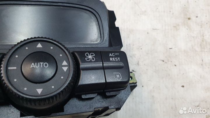 Блок управления климат-контролем Mercedes W639