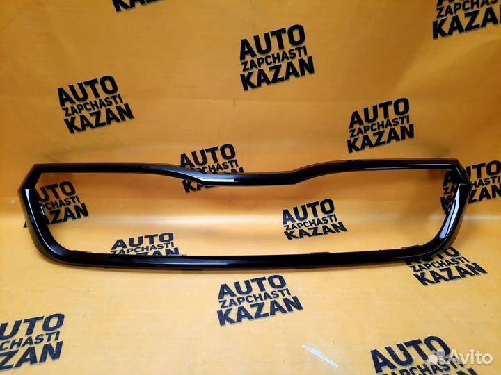 Молдинг решетки радиатора Skoda Rapid 2020-2022