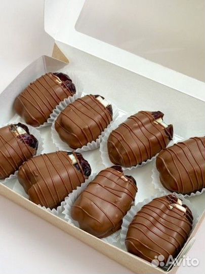 Финики в шоколаде