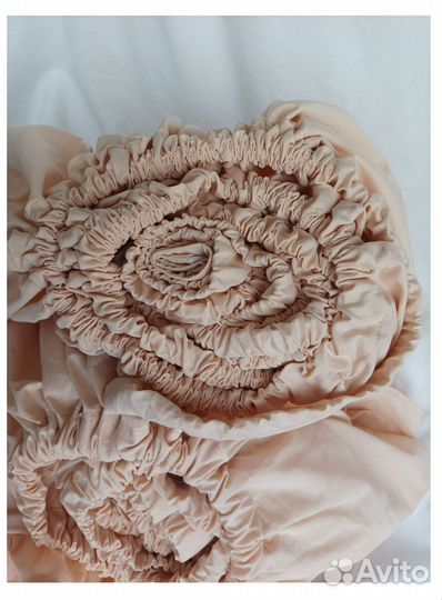 Простынь на резинке