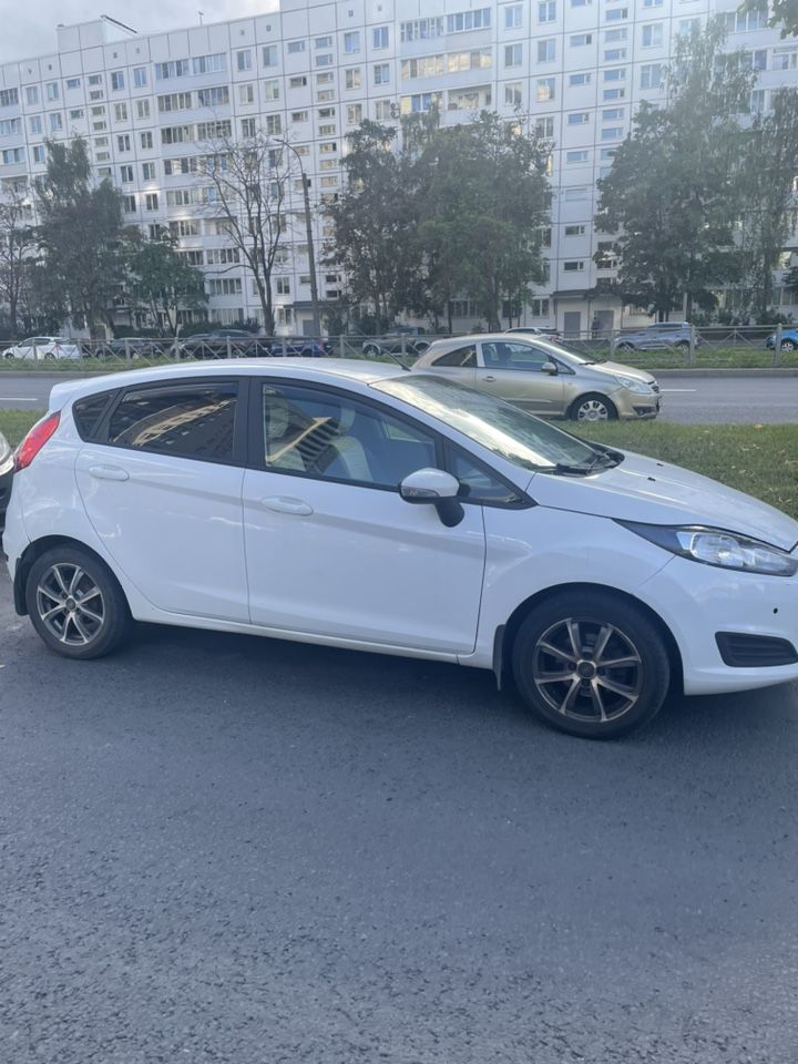 Ford Fiesta: фото владельца