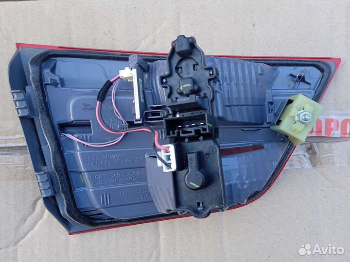 Задний правый фонарь BMW X3 F25