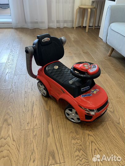Детская машинка каталка с ручкой