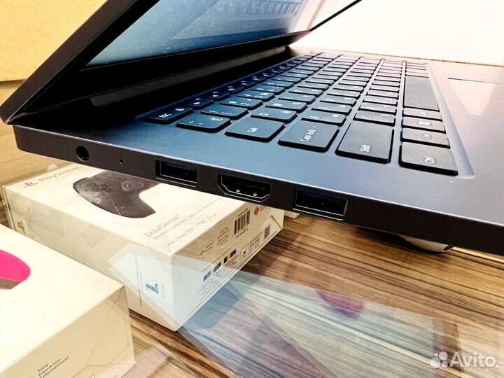 RedmiBook 15 / Intel i3-1115G4