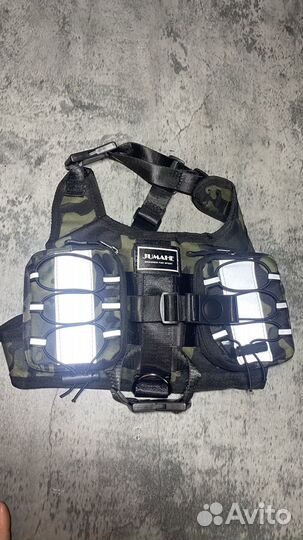 Шлейка на маленькую собаку с двумя карманами