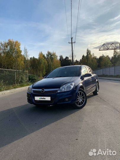 Opel Astra 1.8 МТ, 2008, 280 000 км