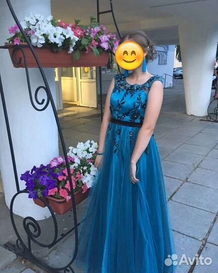 Вечернее платье на выпускной