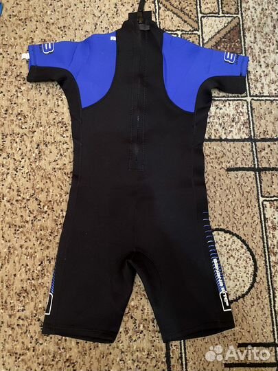 Гидрокостюм