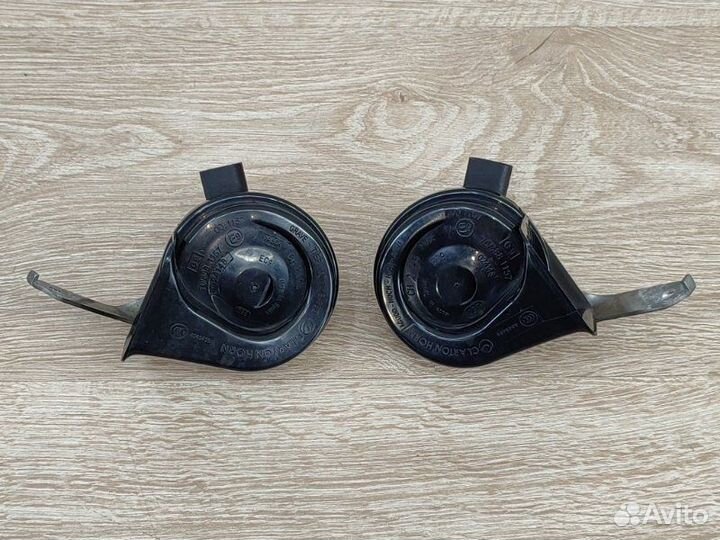 Звуковой сигнал Bmw 5 F10 N63B44 2011