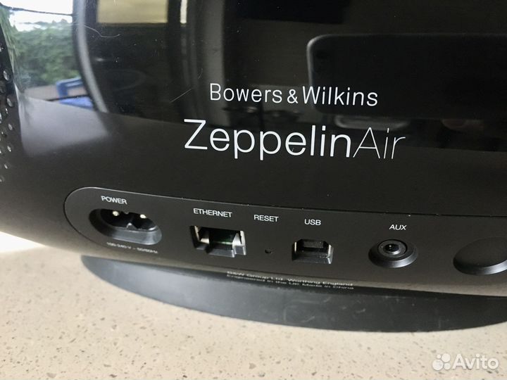 Колонка doc for iPhone Bowers and Wilkins