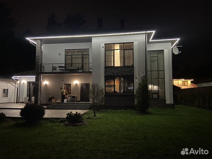 Контурная подсветка/украшение домов