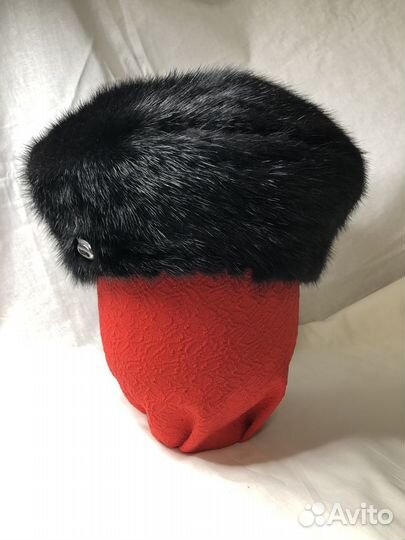 Берет женский новый из вязаной норки