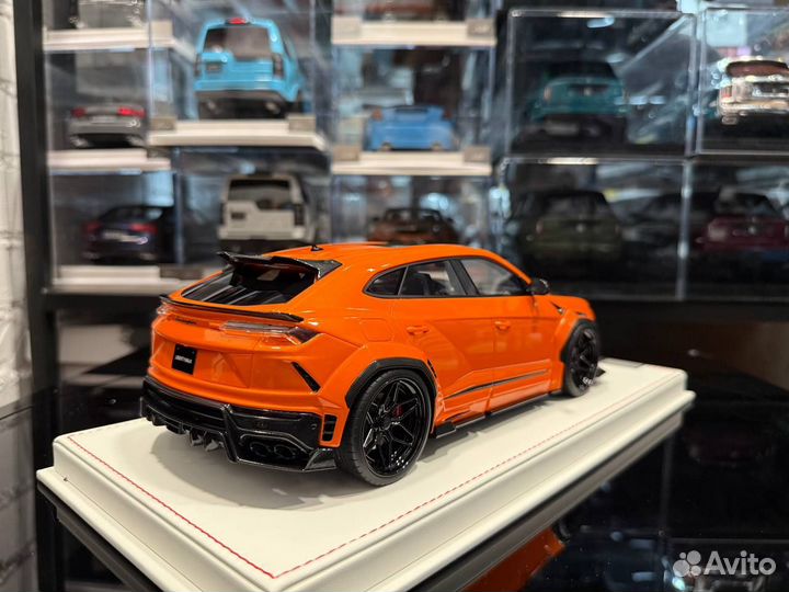 AMA1 IVY Lamborghini Urus orange 1:18