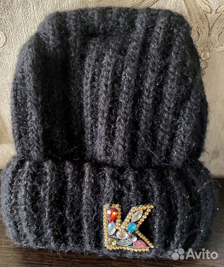 Женская шапка