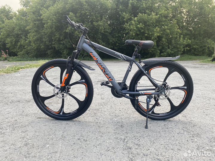 Велосипед Горный на литых дисках 26 колеса