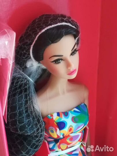 Poppy parker island time