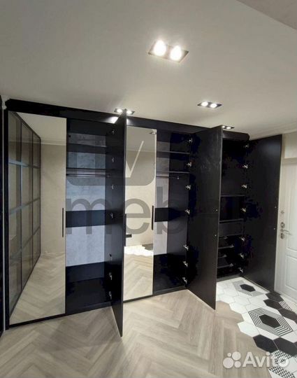 Встраиваемый шкаф