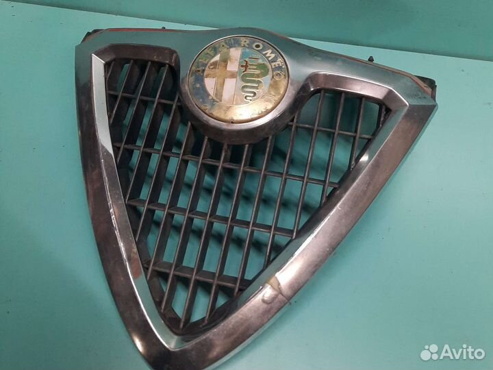 Решетка радиатора alfa romeo 156