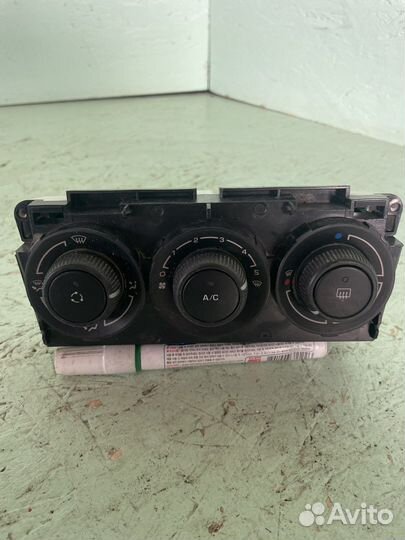 Блок управления печкой peugeot 308