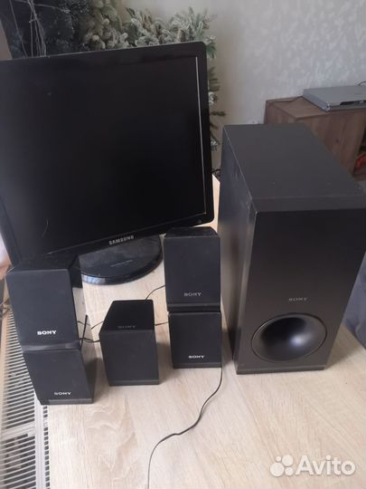 Сабвуфер и колонки sony SS-TS121