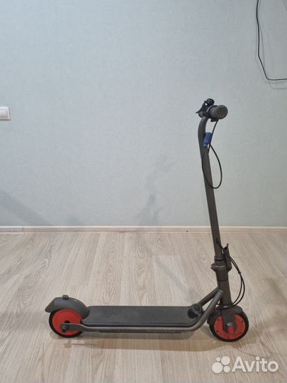 Электросамокат ninebot kickscooter C20