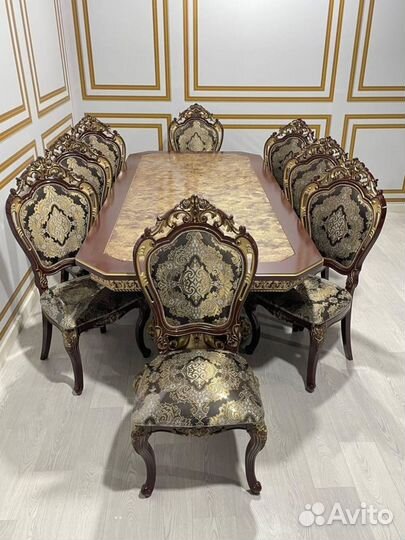 Кухонный стол