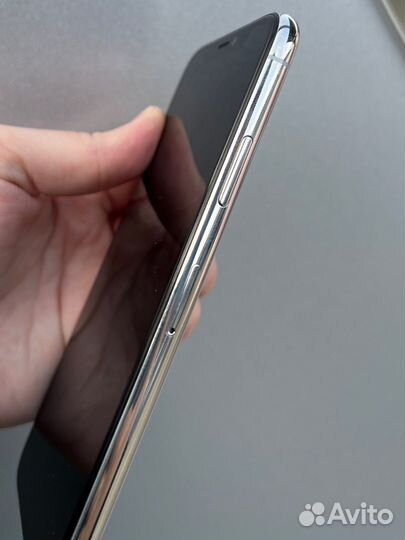 iPhone X, 256 ГБ